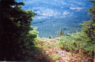 Another look down from the trail to Mount Thurston 2006-10.